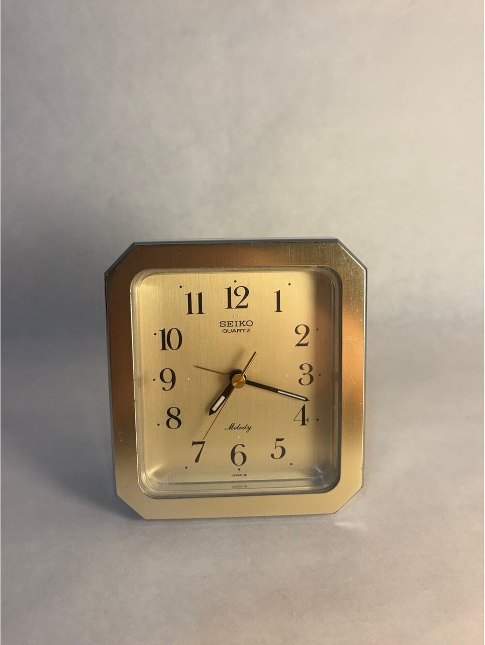 Seiko Quartz Melody Desk Clock